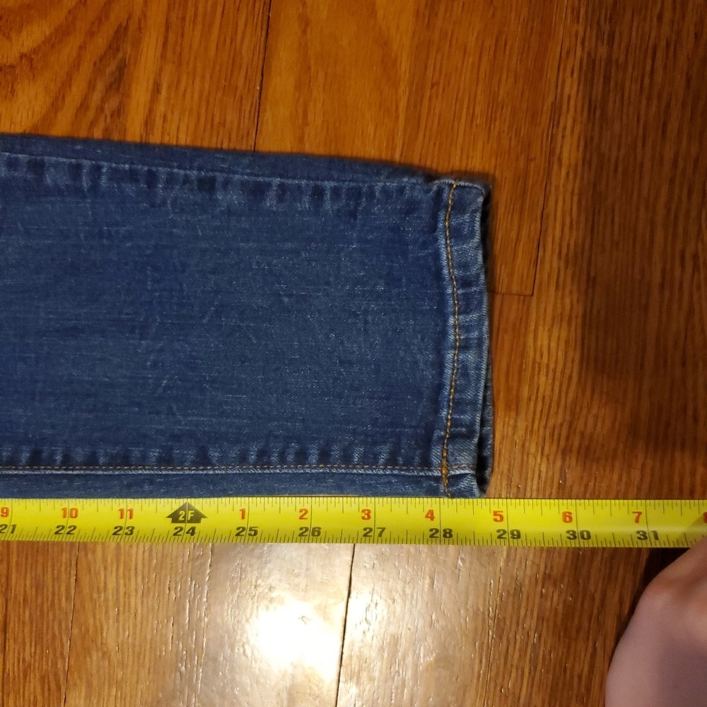 SOLD-Guess Jeans - Picture 8 of 8